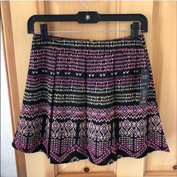 Flirty Tribal/Aztec-ish Multi-color Skater Skirt - Picture 2 of 5